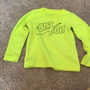 Nike long sleeve shirt